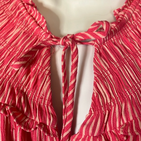 Torrid Top Red Striped Cap Sleeve NWOT Sz 5 - Picture 6 of 13